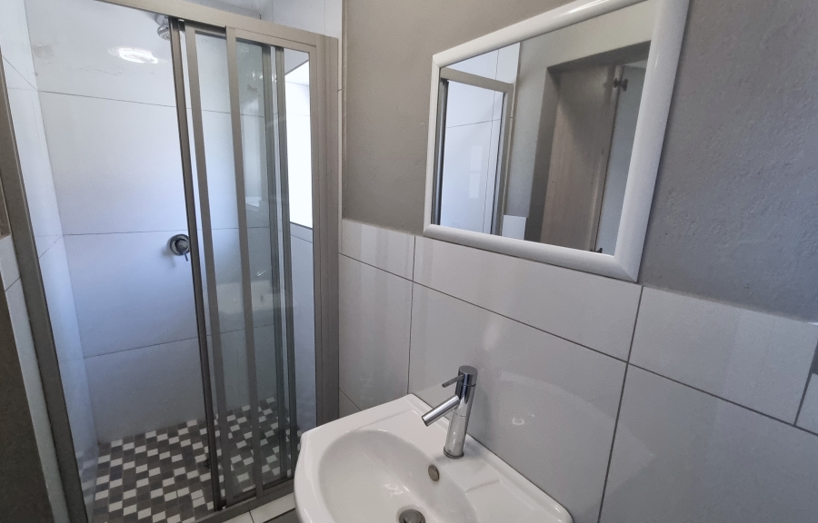 4 Bedroom Property for Sale in Waterval East North West